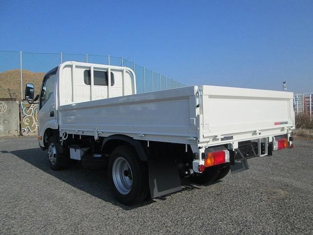 HINO DUTRO 2024 Image 31