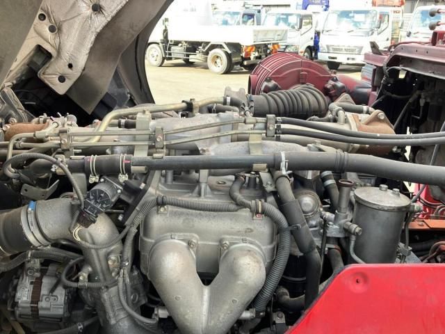 ISUZU GIGA 2010 Image 31