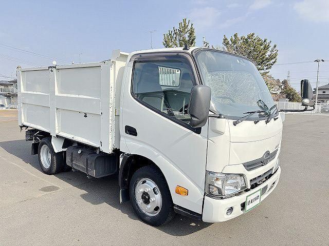HINO DUTRO 2017 Image 31