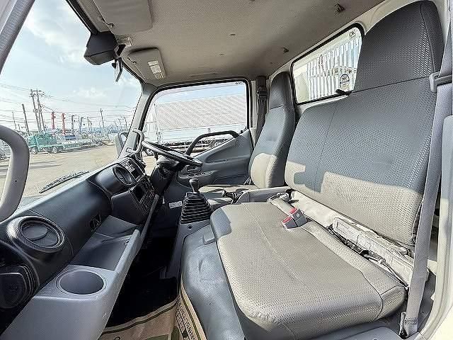 HINO DUTRO 2017 Image 31