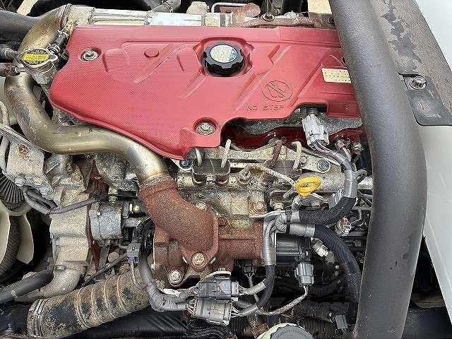 HINO DUTRO 2017 Image 31