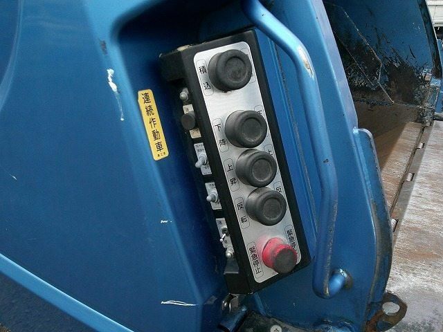 ISUZU FORWARD 2018 Image 31