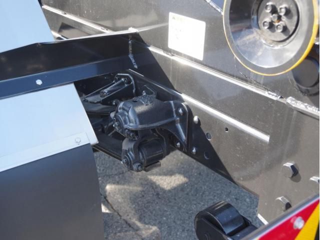 MITSUBISHI FUSOU FIGHTER 2025 Image 31