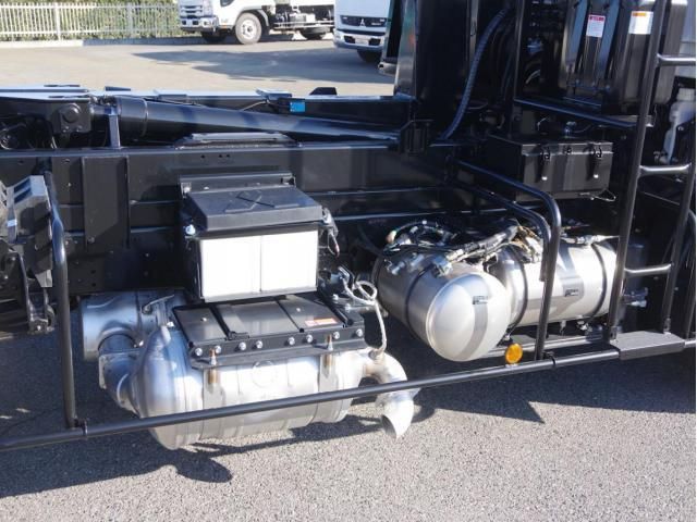 MITSUBISHI FUSOU FIGHTER 2025 Image 31