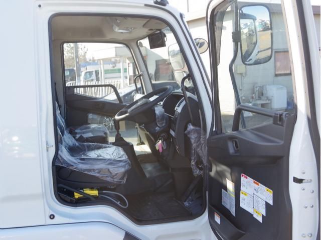 MITSUBISHI FUSOU FIGHTER 2025 Image 31