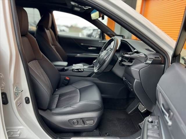 TOYOTA HARRIER 2WD 2023 Image 31