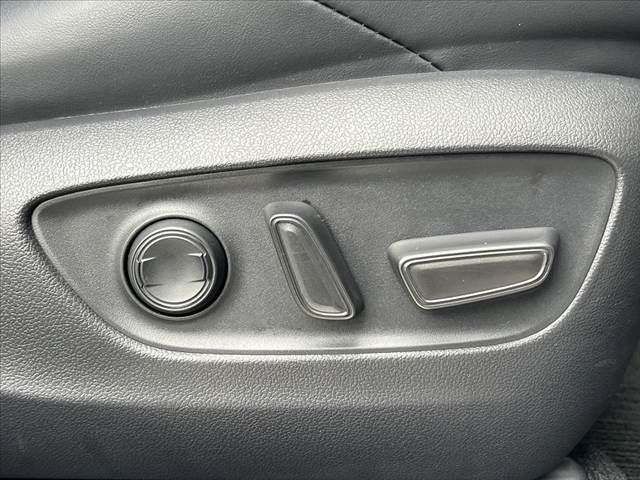 TOYOTA HARRIER 2WD 2023 Image 31