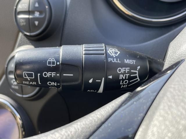 HONDA FIT SHUTTLE HYBRID 2012 Image 31