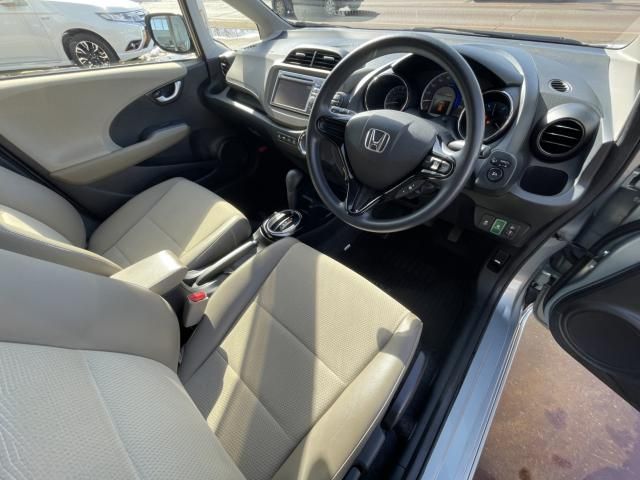 HONDA FIT SHUTTLE HYBRID 2012 Image 31