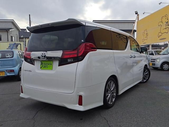 TOYOTA ALPHARD 2017 Image 31
