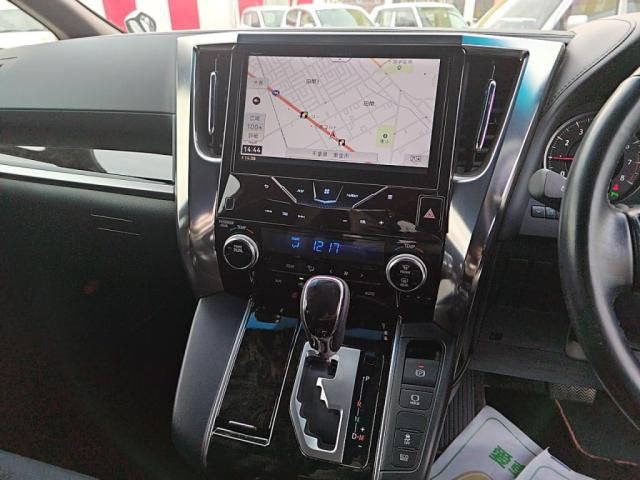 TOYOTA ALPHARD 2017 Image 31