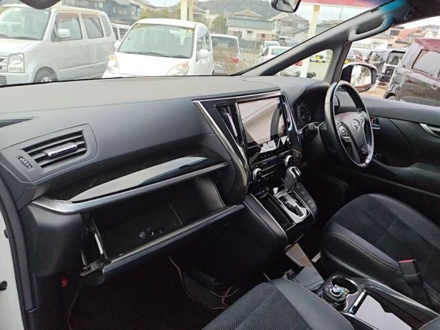 TOYOTA ALPHARD 2017 Image 31