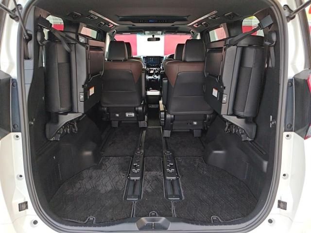 TOYOTA ALPHARD 2017 Image 31