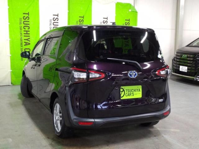 TOYOTA SIENTA HYBRID 2018 Image 31