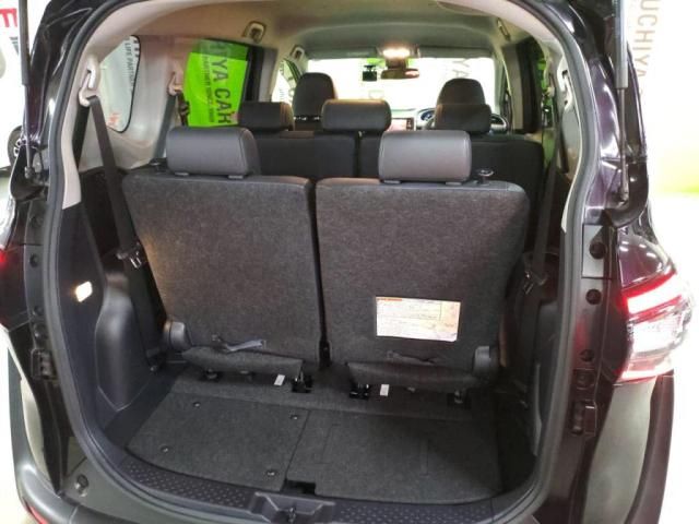 TOYOTA SIENTA HYBRID 2018 Image 31