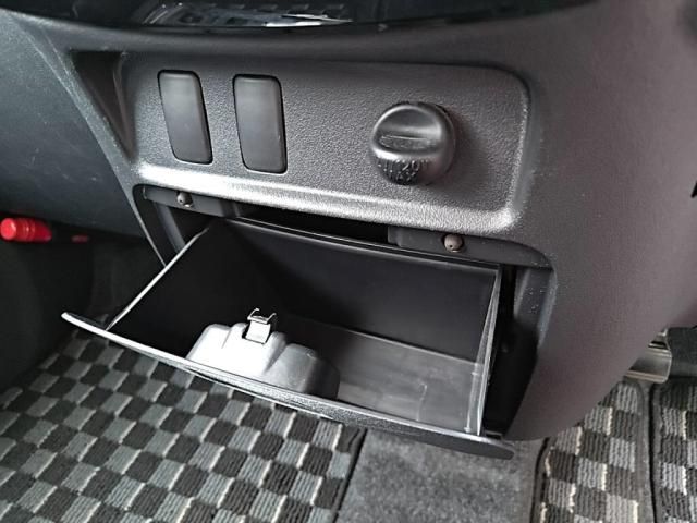 DAIHATSU TANTO CUSTOM 2011 Image 31