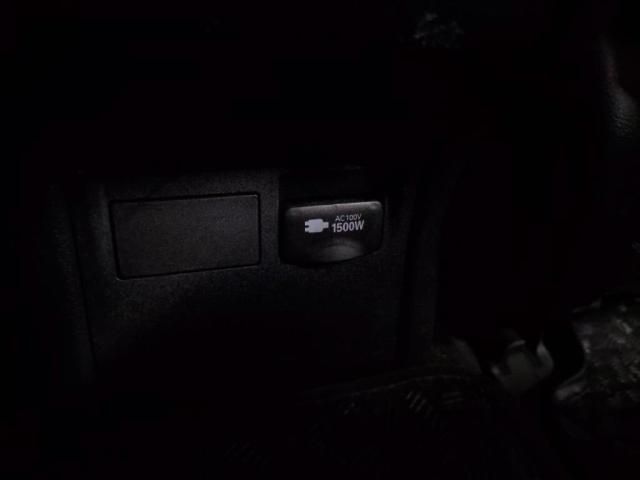 TOYOTA PRIUS 2023 Image 31