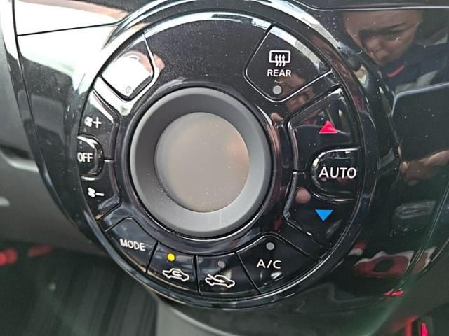 NISSAN NOTE 2017 Image 31