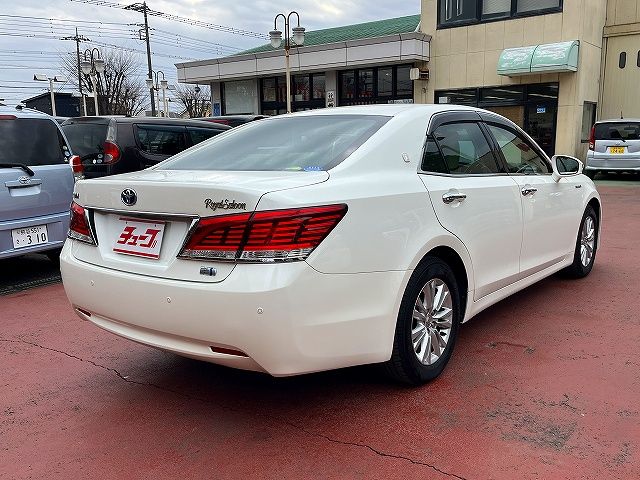 TOYOTA CROWN SEDAN HYBRID 2015 Image 31