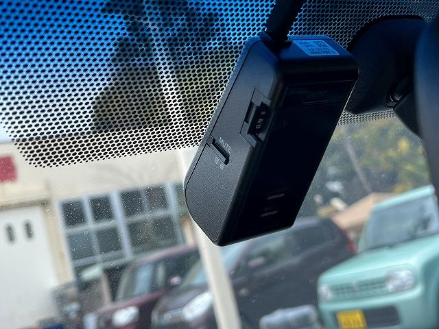 TOYOTA CROWN SEDAN HYBRID 2015 Image 31