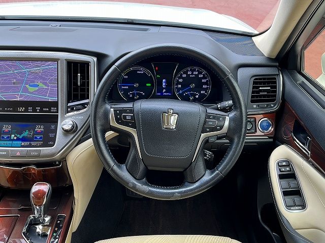 TOYOTA CROWN SEDAN HYBRID 2015 Image 31