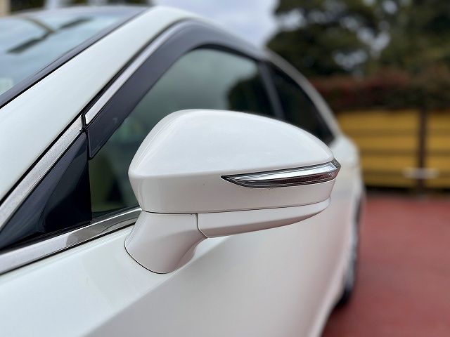 TOYOTA CROWN SEDAN HYBRID 2015 Image 31