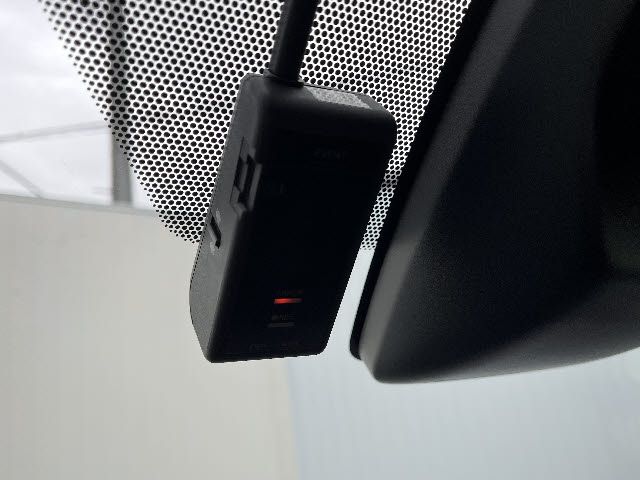 TOYOTA ESQUIRE HYBRID 2019 Image 31