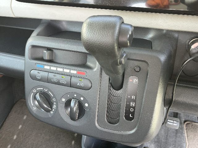 NISSAN MOCO 2011 Image 31