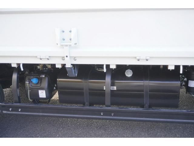 MITSUBISHI CANTER 2023 Image 31