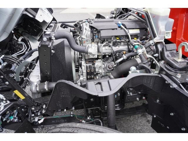 MITSUBISHI CANTER 2025 Image 31