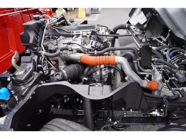 MITSUBISHI CANTER 2025 Image 31