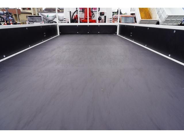 MITSUBISHI CANTER 2025 Image 31