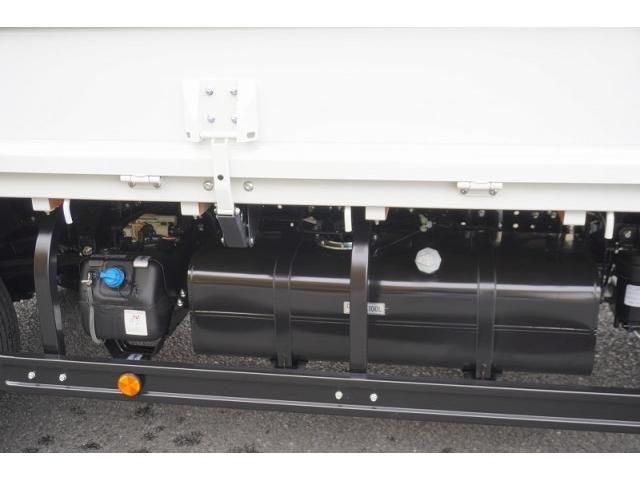 MITSUBISHI CANTER 2025 Image 31