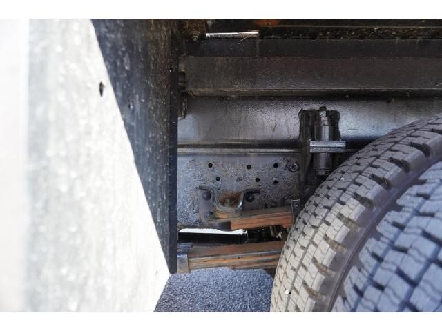 ISUZU ELF 2012 Image 31