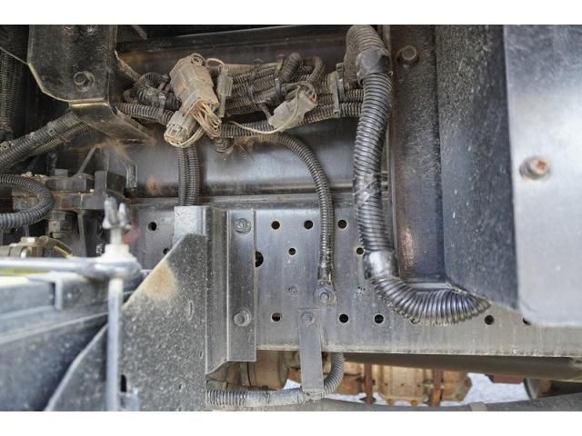 ISUZU ELF 2010 Image 31