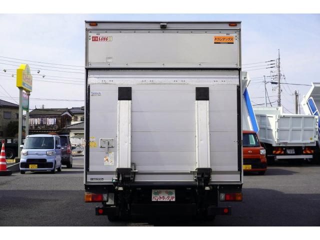 HINO DUTRO 2018 Image 31