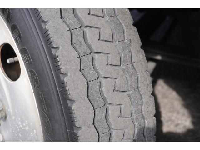 HINO DUTRO 2018 Image 31