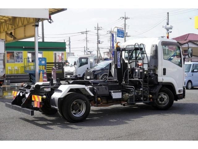 ISUZU FORWARD 2016 Image 31