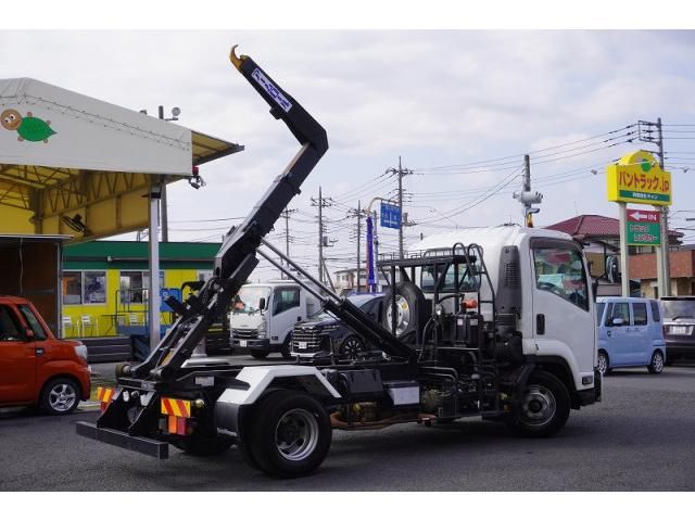 ISUZU FORWARD 2016 Image 31