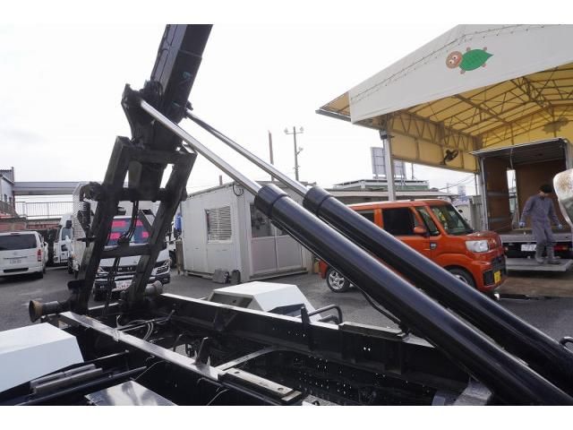 ISUZU FORWARD 2016 Image 31