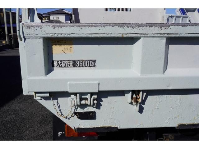 HINO DUTRO 2014 Image 31