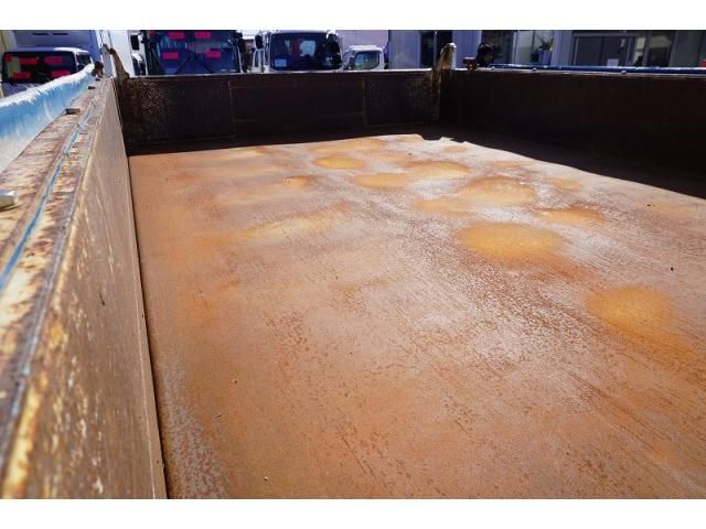 HINO DUTRO 2014 Image 31