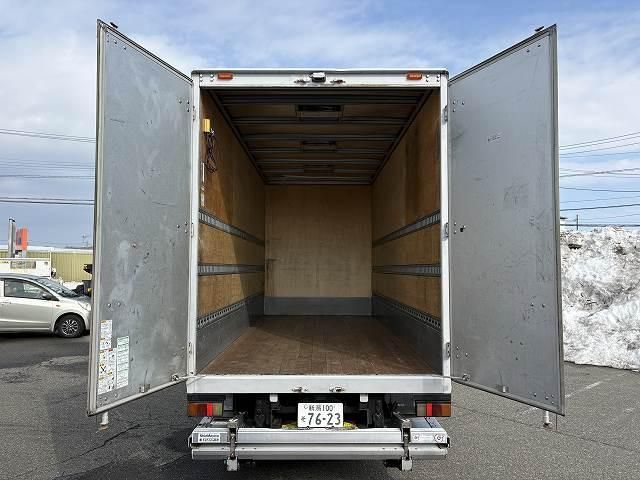 HINO DUTRO 2016 Image 31