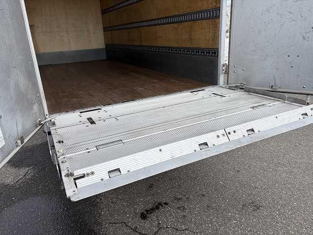 HINO DUTRO 2016 Image 31