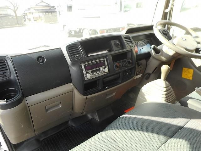 NISSAN ATLAS 2012 Image 31