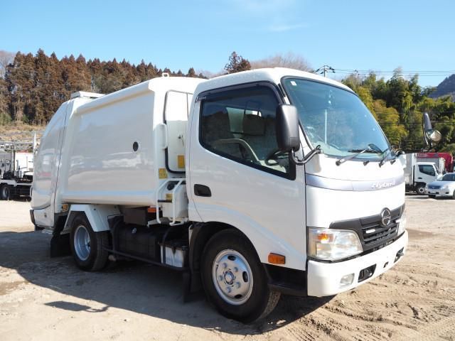 HINO DUTRO 2011 Image 31