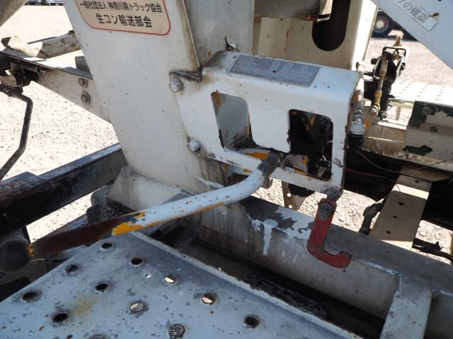 HINO DUTRO 2008 Image 31