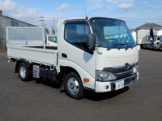 HINO DUTRO 2023 Image 31