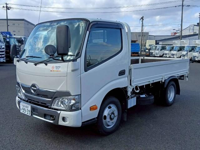HINO DUTRO 2023 Image 31
