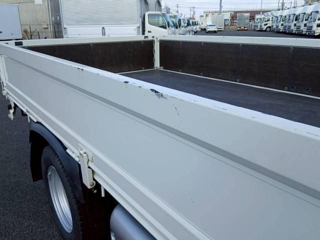 HINO DUTRO 2023 Image 31